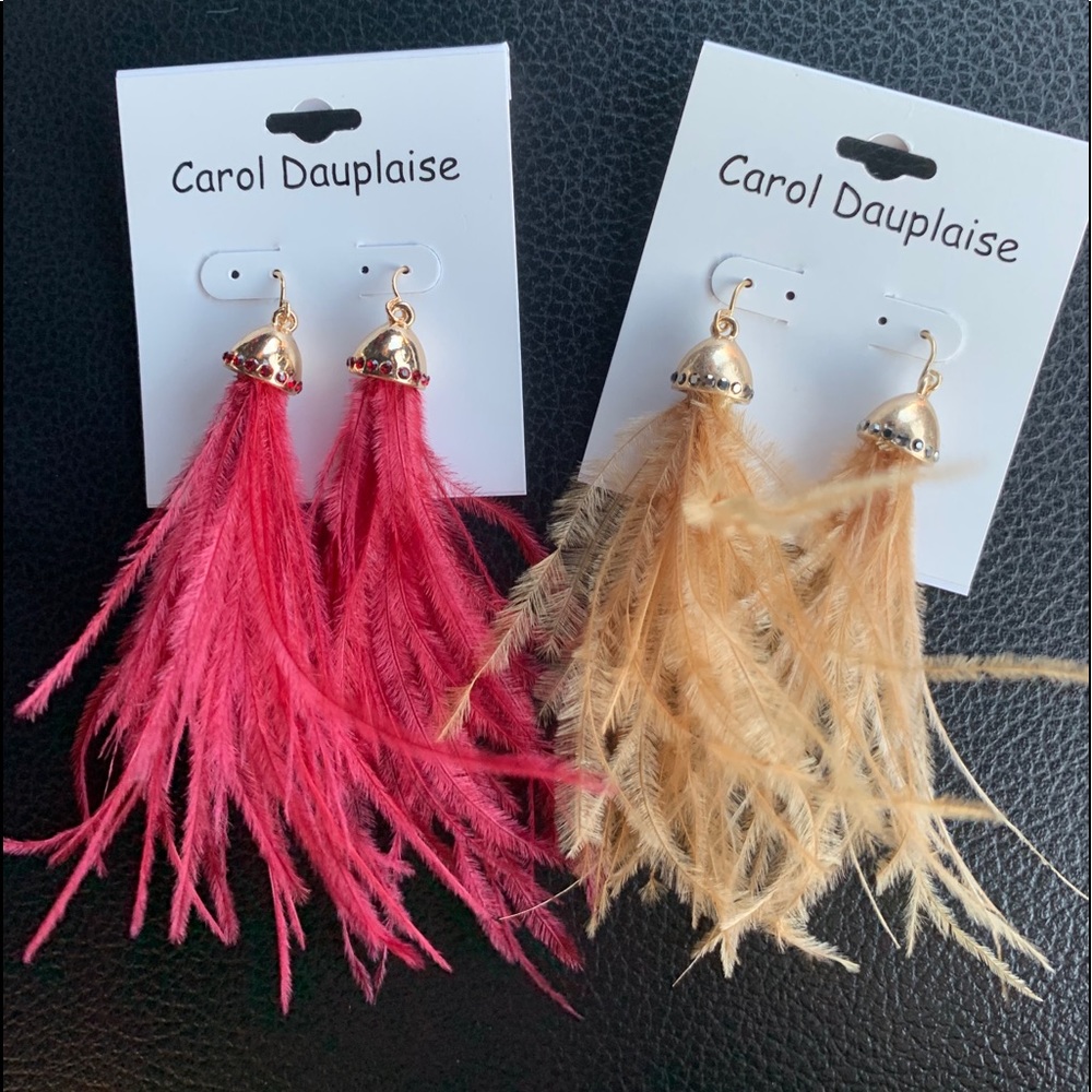 NEW SET OF 2 FEATHER EARRINGS
